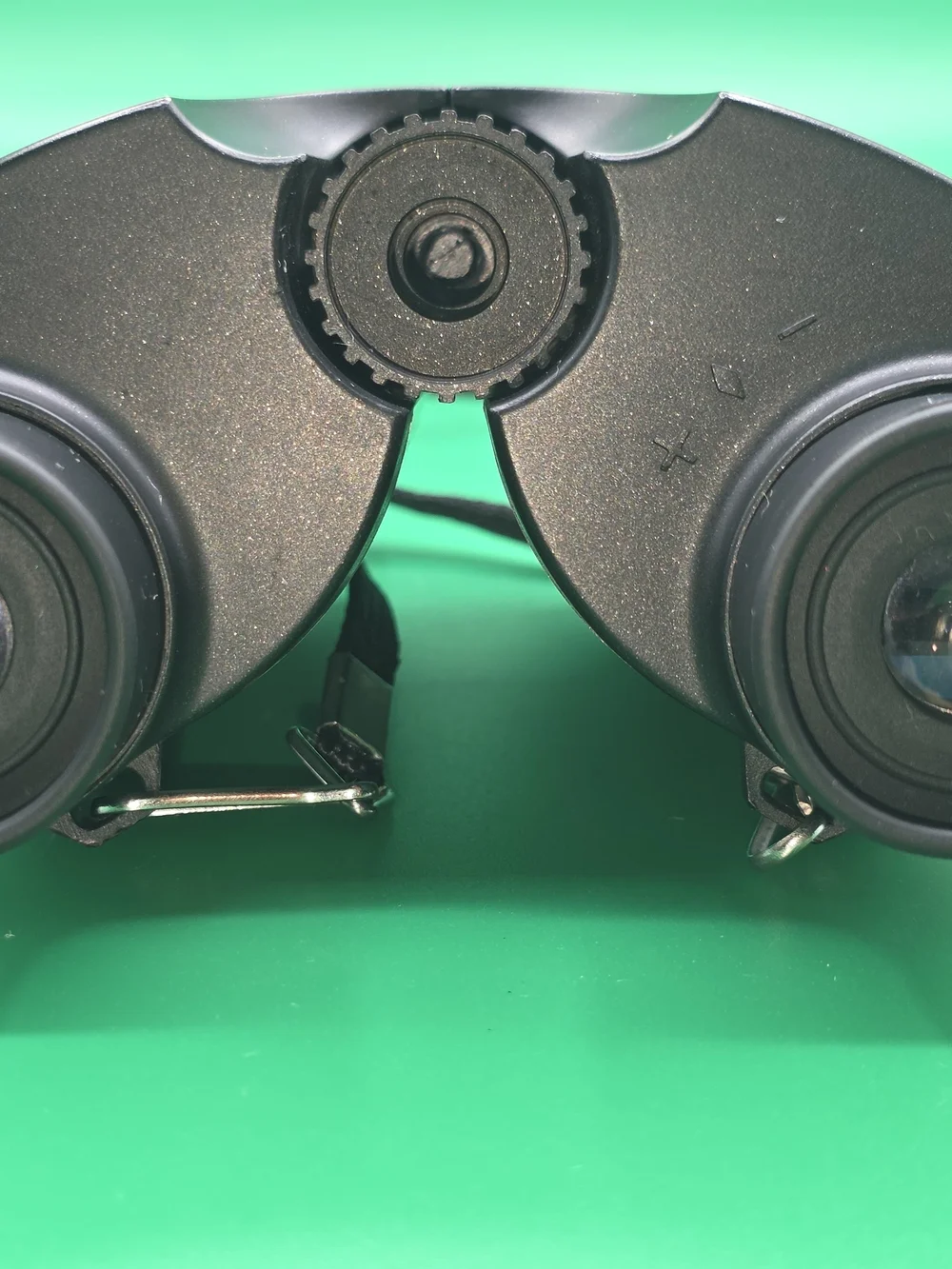 8X25UCF Compact Binoculars